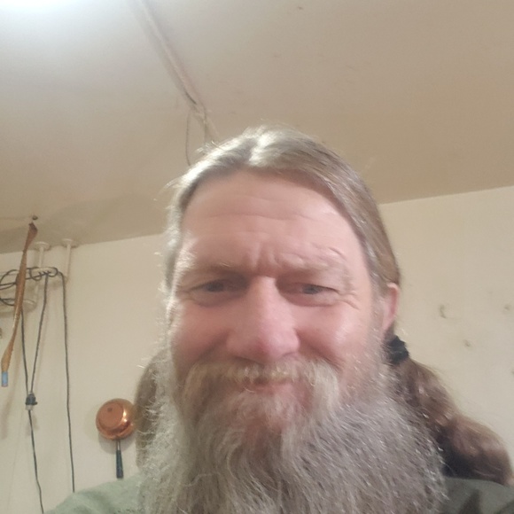 Meet your Posher, Peter - Picture 1 of 1